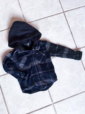Volcom • Plaid Hooded Shacket